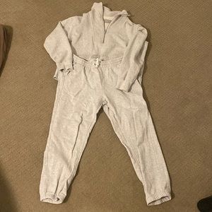 Everlane track set medium